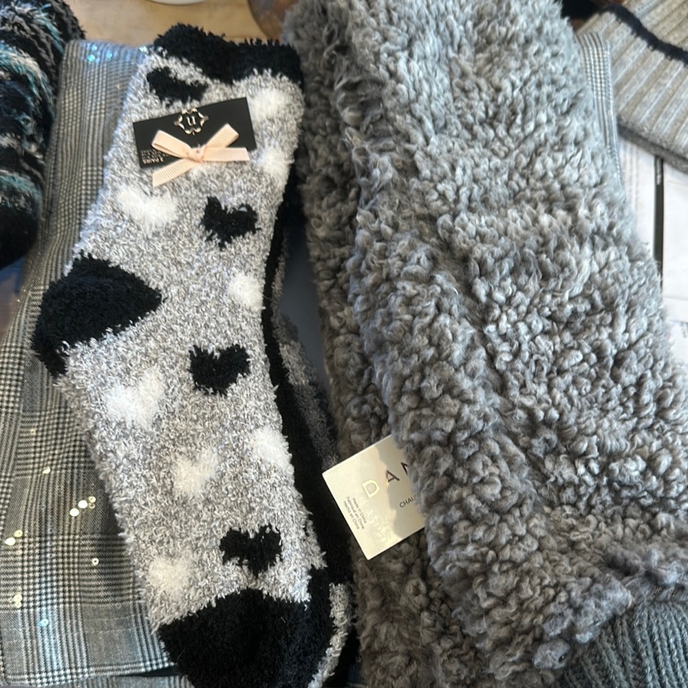 Nanette Lepore Gray and Black Cozy Heart Hosiery